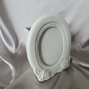 Vintage Teleflora Planter With Oval Picture Frame Front Glossy Finish